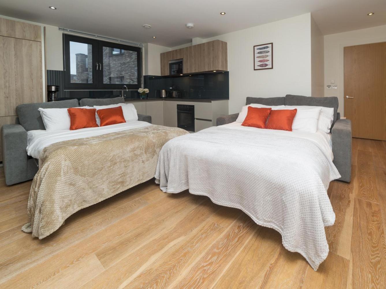 Central Tower Bridge Apartment London Room photo